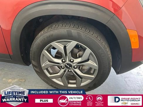 Used 2024 Kia Seltos S FWD image 9