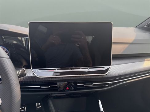 New 2025 Volkswagen GTI SE image 18