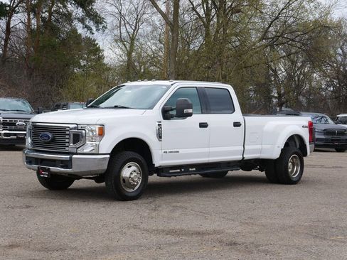 Used 2020 Ford F350 XLT image 6
