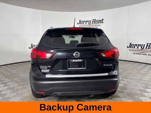 Used 2017 Nissan Rogue Sport SV AWD/4WD image 7