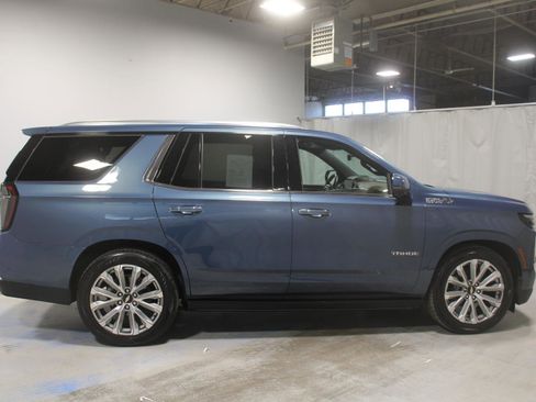 Used 2025 Chevrolet Tahoe High Country AWD/4WD image 25