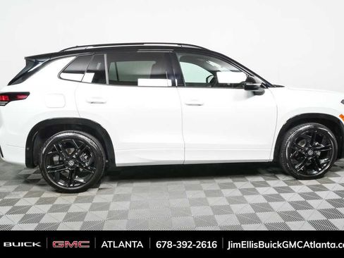 Used 2026 Volkswagen Tiguan SE R-Line FWD image 2