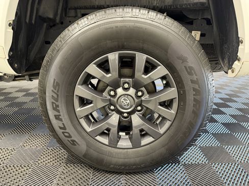 Used 2021 Toyota Tacoma SR5 w/ Technology Package image 24