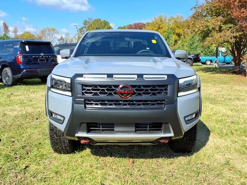 New 2026 Nissan Frontier PRO-4X w/ Pro-4x Convenience Package image 2