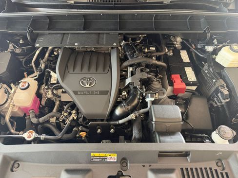 Used 2025 Toyota Highlander XSE AWD/4WD image 37