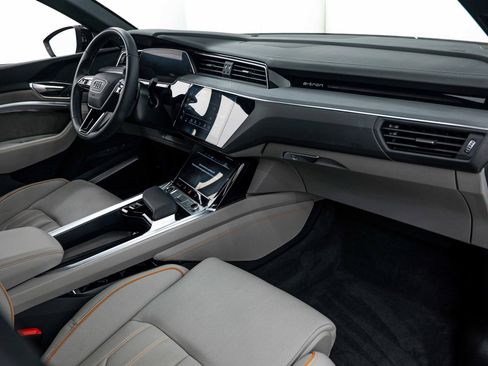 Certified 2024 Audi Q8 e-tron Prestige w/ Prestige Package AWD/4WD image 12