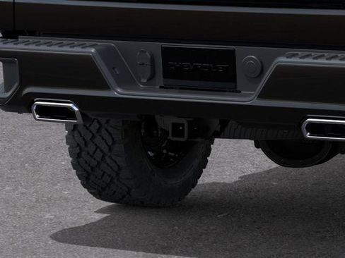 New 2026 Chevrolet Silverado 1500 Custom Trail Boss w/ LPO, Dark Essentials Package AWD/4WD image 14