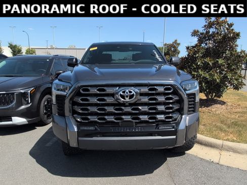 Used 2023 Toyota Tundra Platinum AWD/4WD image 2