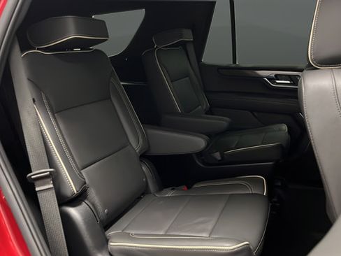 Used 2026 GMC Yukon Elevation AWD/4WD image 25