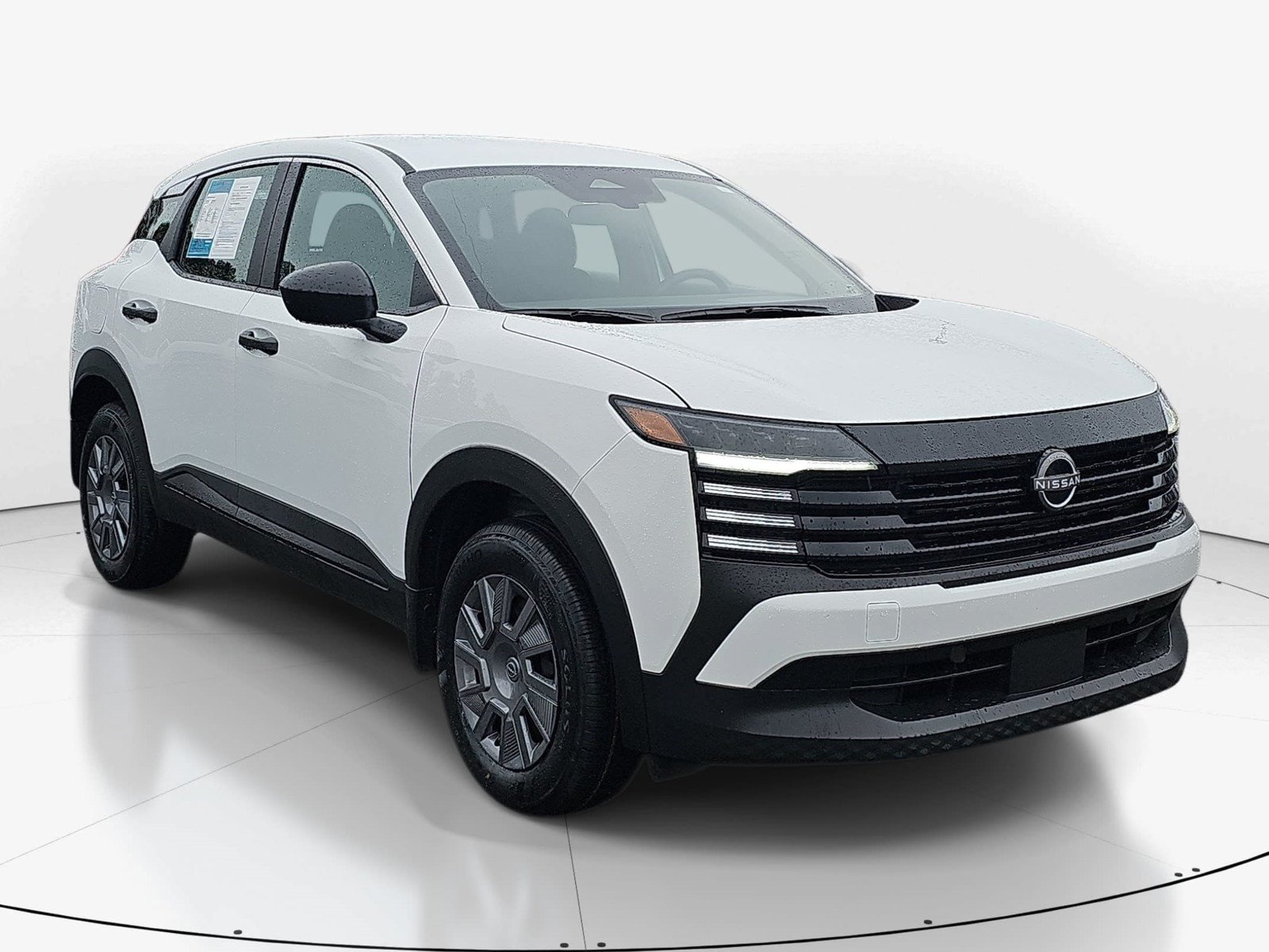 Used 2026 Nissan Kicks S FWD image 2