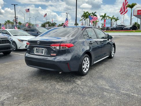 Used 2026 Toyota Corolla LE FWD image 11