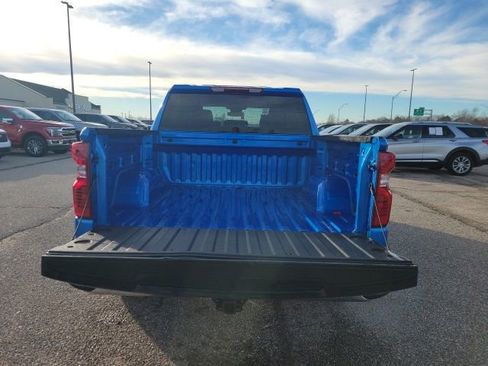 Used 2025 Chevrolet Silverado 1500 LT AWD/4WD image 29