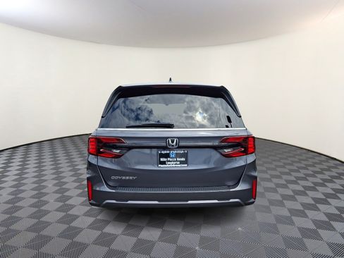 Used 2025 Honda Odyssey EX-L image 6