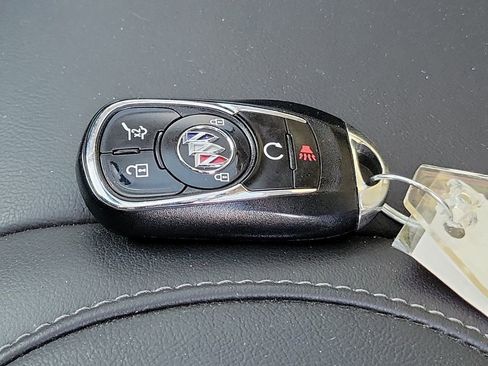 Used 2020 Buick Envision Essence w/ LPO, Active Package image 38