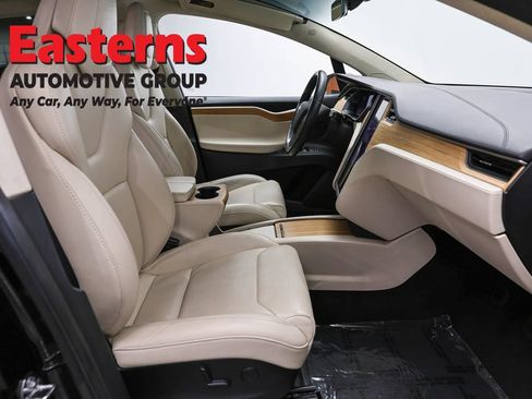 Used 2018 Tesla Model X 75D AWD/4WD image 19