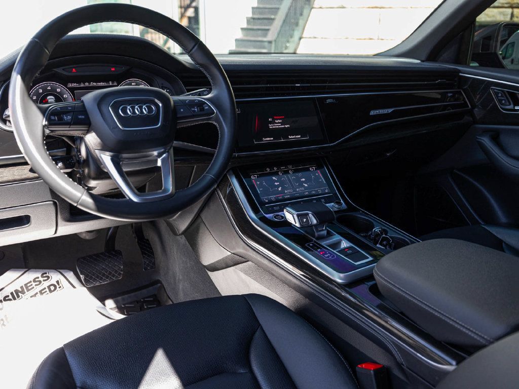 Used 2025 Audi Q8 Premium Plus AWD/4WD image 17