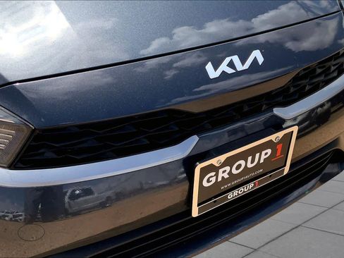 Certified 2023 Kia Forte LXS w/ LXS Technology Package FWD image 35