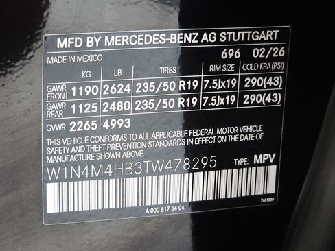 Certified 2026 Mercedes-Benz GLB 250 4MATIC image 33