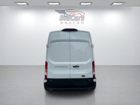 Used 2024 Ford Transit 250 148 High Roof RWD image 5