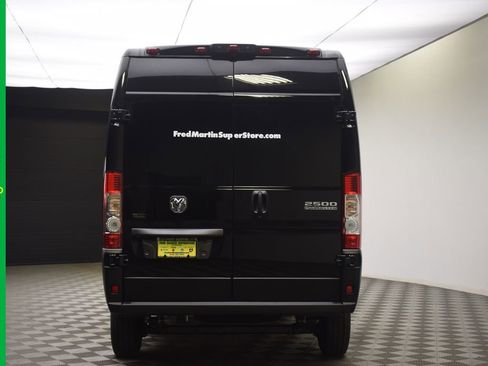 New 2026 RAM ProMaster 2500 w/ Convenience Group image 12