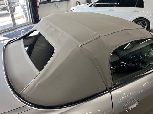 Used 2001 Honda S2000 image 39