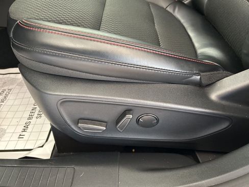 New 2025 Ford Escape ST-Line w/ Tech Pack #1 image 11