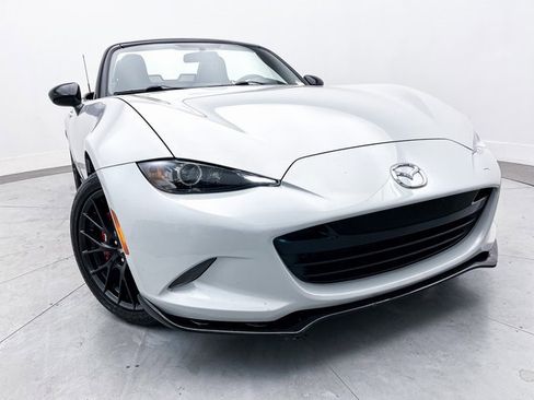 Used 2016 MAZDA MX-5 Miata Club w/ Brembo/BBS Package image 3