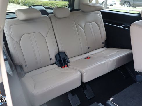 Used 2024 Ford Expedition Max Limited AWD/4WD image 29