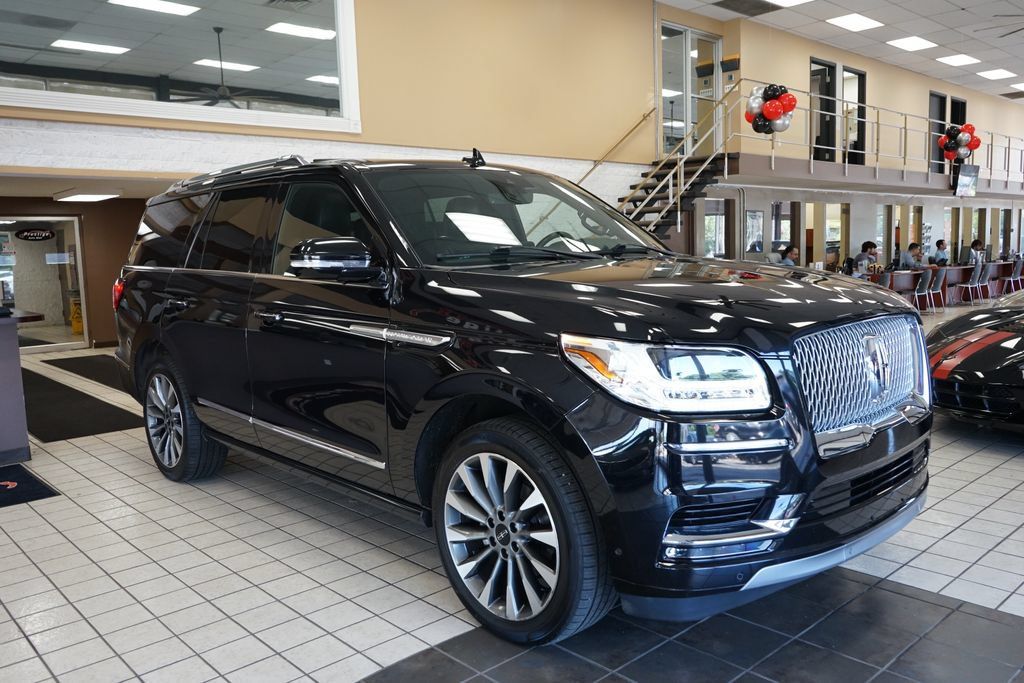 Used 2021 Lincoln Navigator Reserve AWD/4WD image 21
