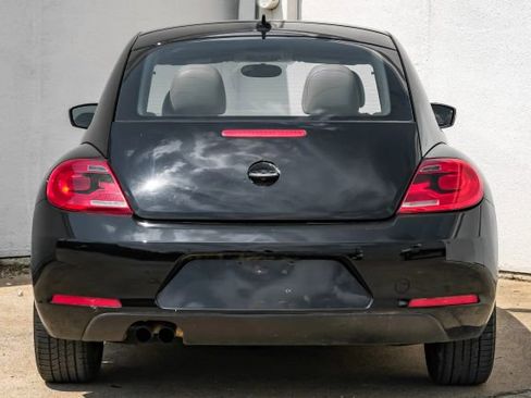 Used 2014 Volkswagen Beetle 1.8T image 11