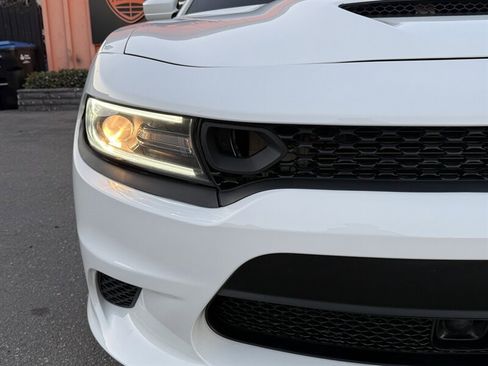 Used 2016 Dodge Charger R/T Scat Pack w/ Technology Group image 3