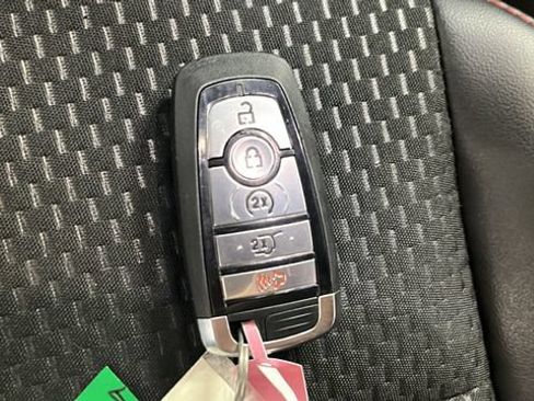 Used 2024 Ford Escape ST-Line w/ Tech Pack #1 AWD/4WD image 21