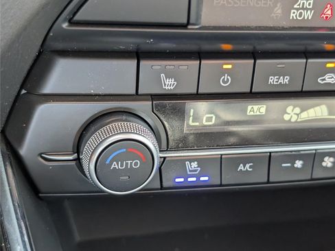 Used 2023 MAZDA CX-9 Touring Plus AWD/4WD image 29