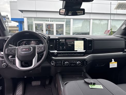 New 2026 GMC Sierra 2500 SLT w/ SLT Premium Package image 14