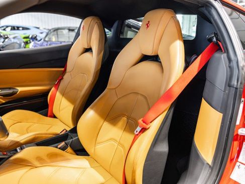 Used 2016 Ferrari 488 GTB RWD image 31
