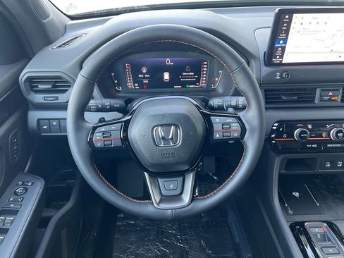 New 2026 Honda Pilot TrailSport image 21