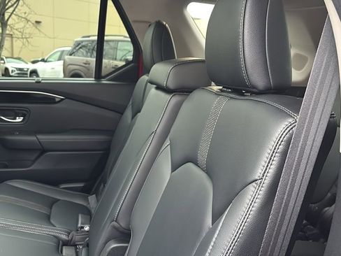 Used 2023 Honda Pilot Touring image 30