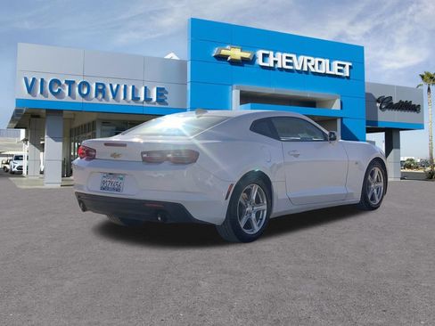 Certified 2023 Chevrolet Camaro LT RWD image 4