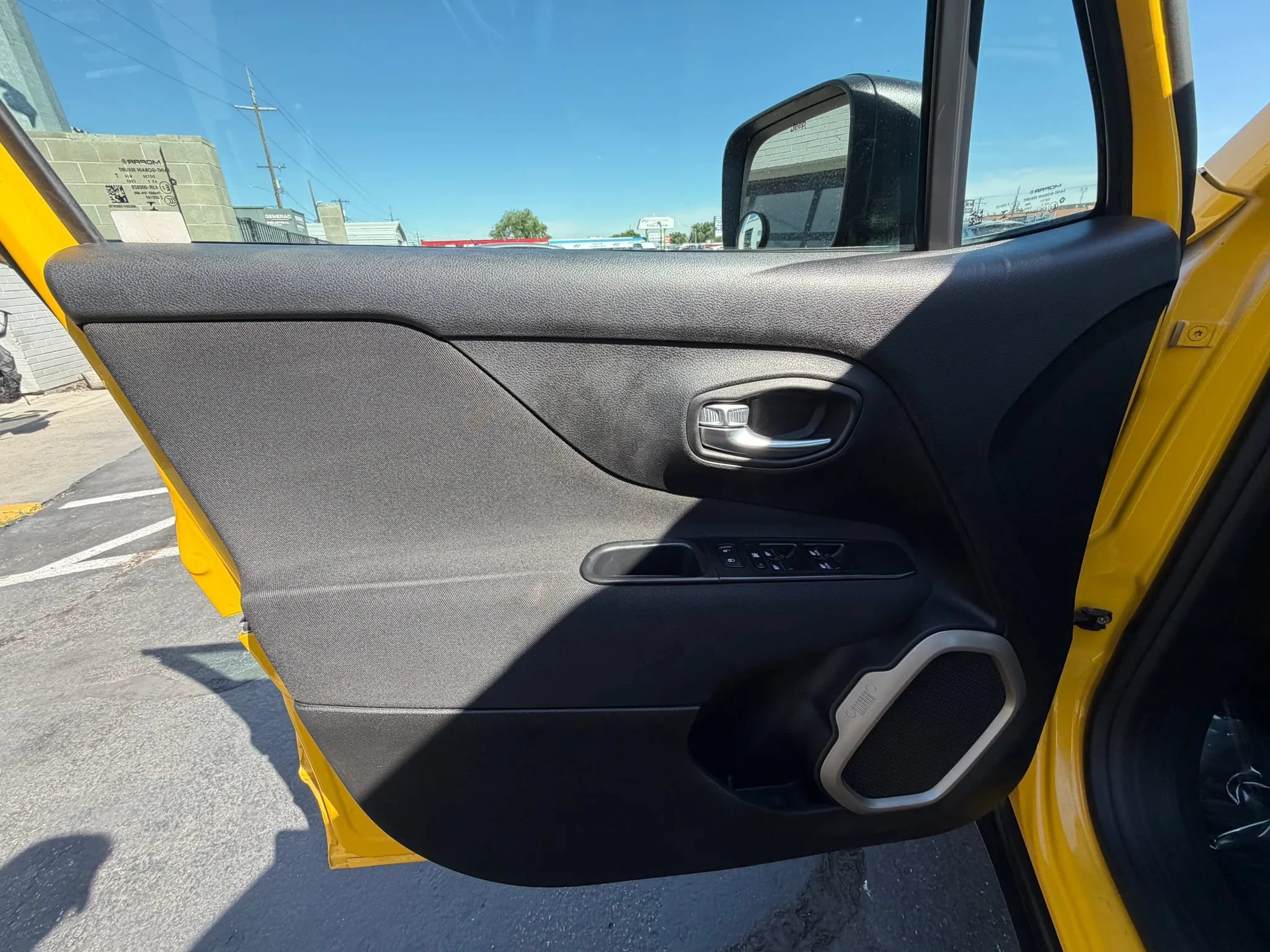 Used 2017 Jeep Renegade Sport AWD/4WD image 11