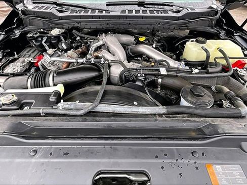 Used 2024 Ford F250 Lariat image 9