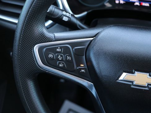 Used 2020 Chevrolet Equinox LT FWD image 18