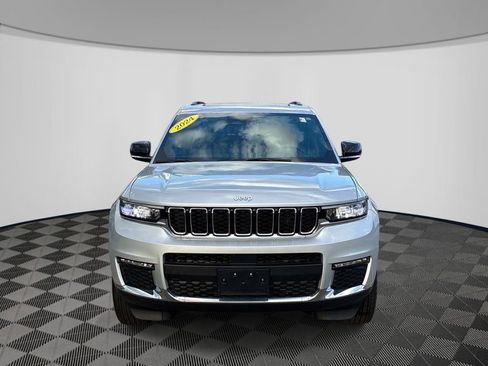 Used 2024 Jeep Grand Cherokee L Limited AWD/4WD image 2