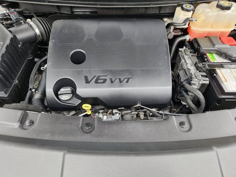 Used 2021 Chevrolet Traverse Premier w/ Redline Edition FWD image 26