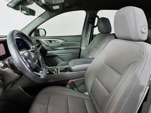 Used 2024 Chevrolet Traverse LT FWD image 8