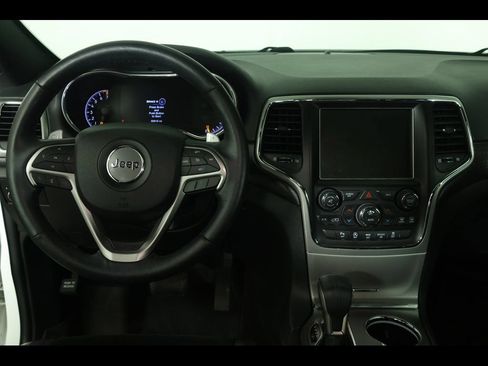 Used 2017 Jeep Grand Cherokee Altitude AWD/4WD image 21