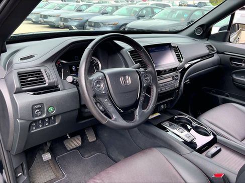 Used 2023 Honda Ridgeline Black Edition image 19