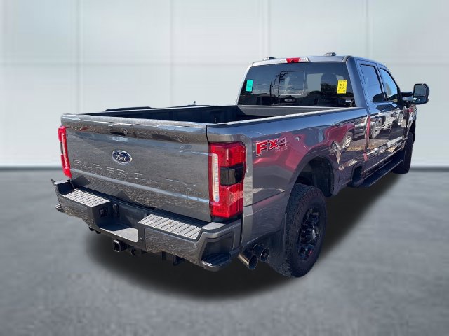 Used 2024 Ford F350 XLT w/ XLT Premium Package AWD/4WD image 4