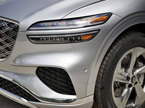 New 2026 Genesis GV70 2.5T Advanced AWD/4WD image 13