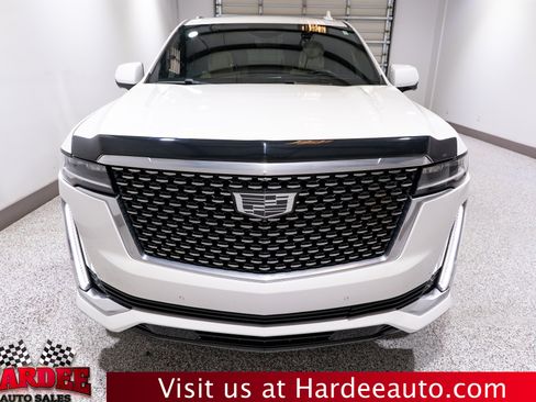 Used 2024 Cadillac Escalade Premium Luxury w/ Performance Package AWD/4WD image 7