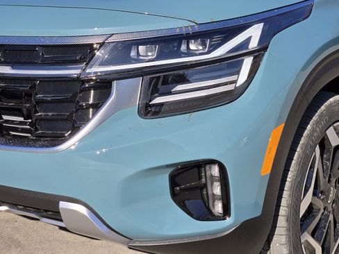 New 2026 Kia Seltos SX image 6